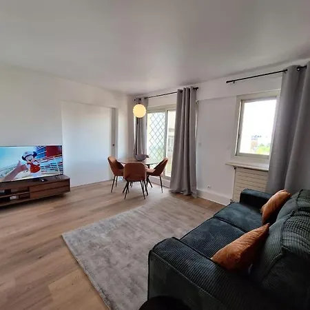 Apartment Charmant T2 Renove Avec Balcon - 310b Paris